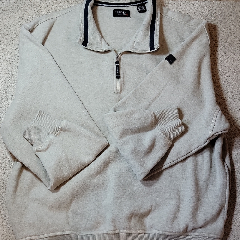 Men's Gray 1/4 Zip Sweatshirt